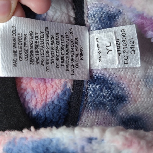 Varsity Spirit Cheer Sherpa Pullover Multicolor with Pockets Girls Size L - Picture 4 of 5